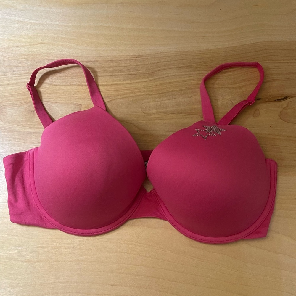 Victoria’s Secret Body by Victoria full coverage uplift bra 36D hot pink